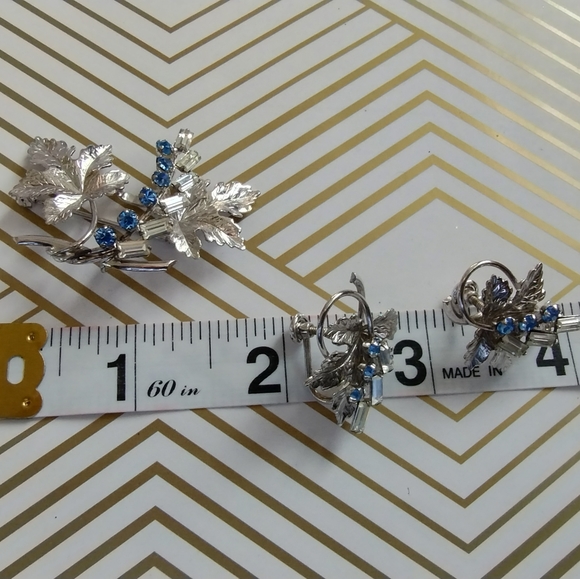 Vintage Sterling Silver Sparkly Brooch & Earring Set signed Carl Art - Picture 14 of 16